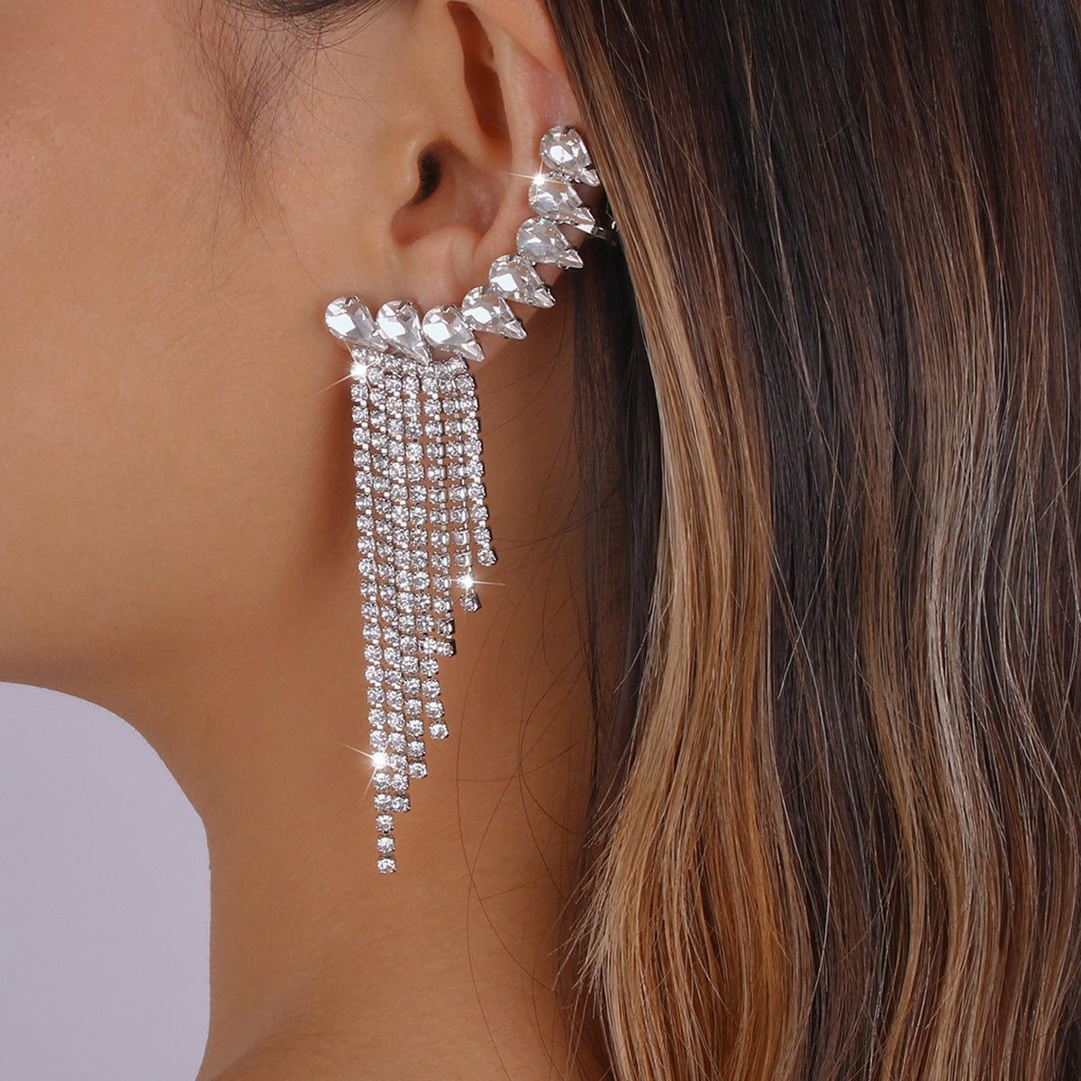 Fashion Geometric  Tassels Claw Chains Rhinestone Clip Earrings