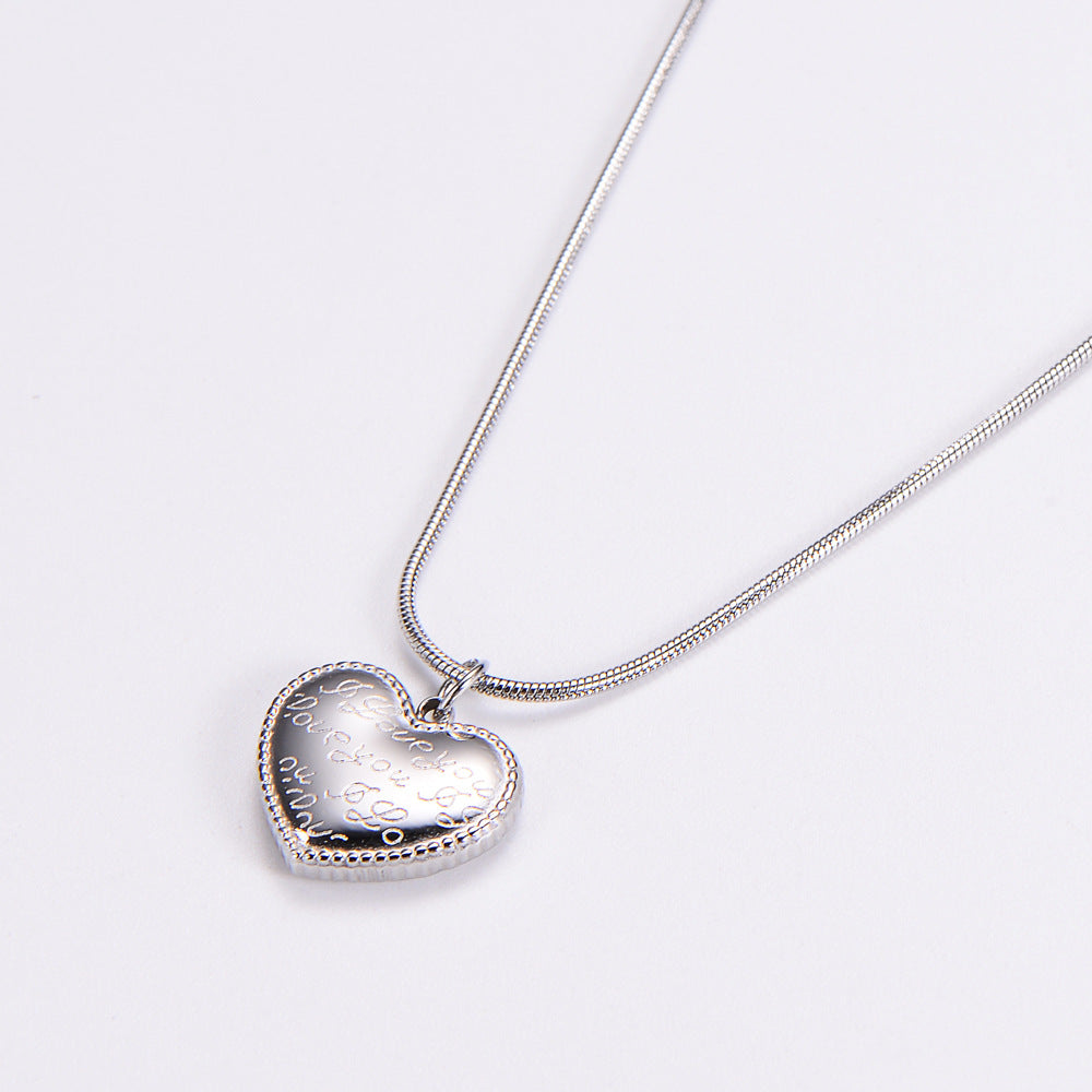 Women's Simple Style Heart Shape Stainless Steel No Inlaid Pendant Necklace Carving Stainless Steel Necklaces