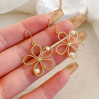 Women's Fashion Geometric Alloy Earrings Splicing Plating No Inlaid Hoop Earrings