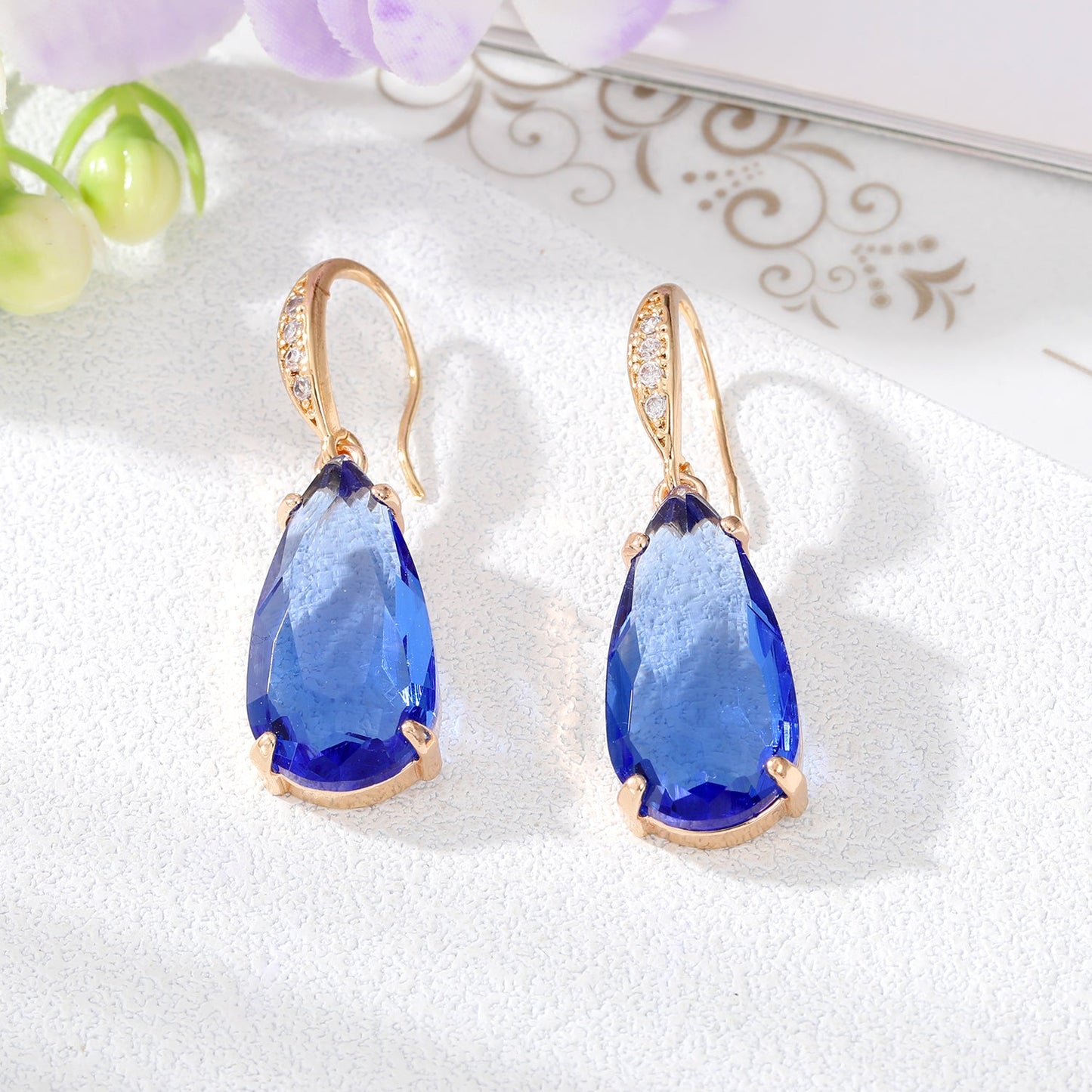 Women's Vintage Style Water Drop Alloy Earrings Inlaid Crystal Inlaid Zircon Artificial Crystal Zircon Earrings