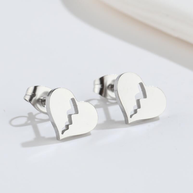 1 Pair Fashion Heart Shape Key Lightning Titanium Steel Plating Ear Studs