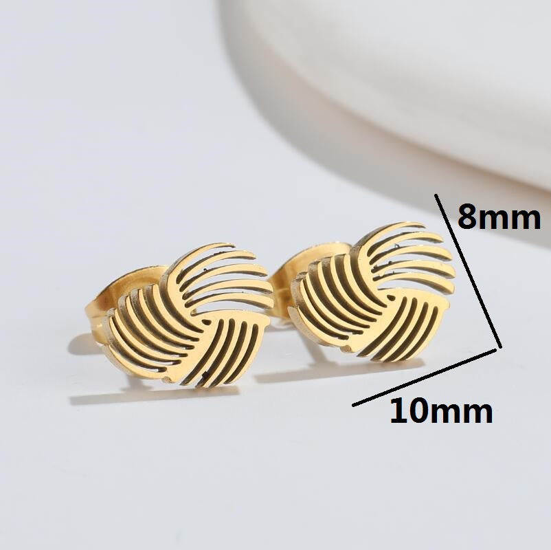 1 Pair Fashion Heart Shape Key Lightning Titanium Steel Plating Ear Studs