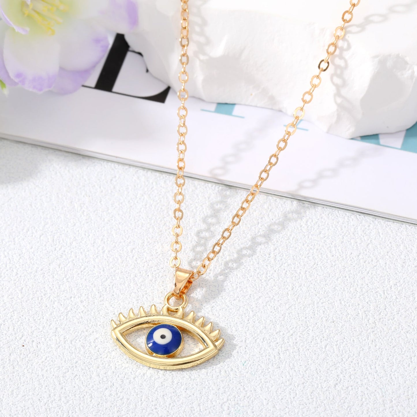 Fashion Devil's Eye Alloy Stoving Varnish Pendant Necklace 1 Piece