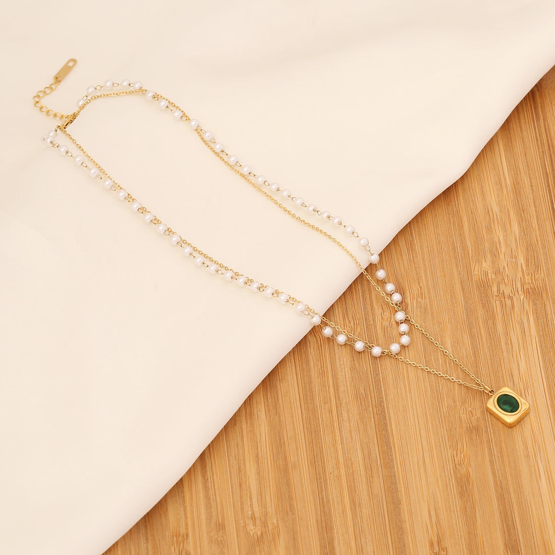 Fashion Square Stainless Steel Layered Necklaces Gold Plated Pearl Stainless Steel Necklaces 1 Piece