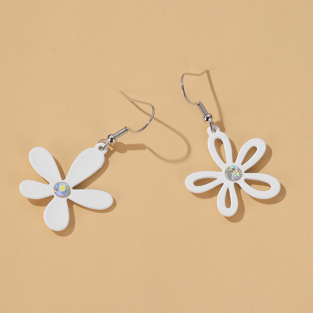 New Earrings About Asymmetric Hollow Flower Earrings Small Fresh Girl Feeling Five Petals Earrings Wholesale Gooddiy