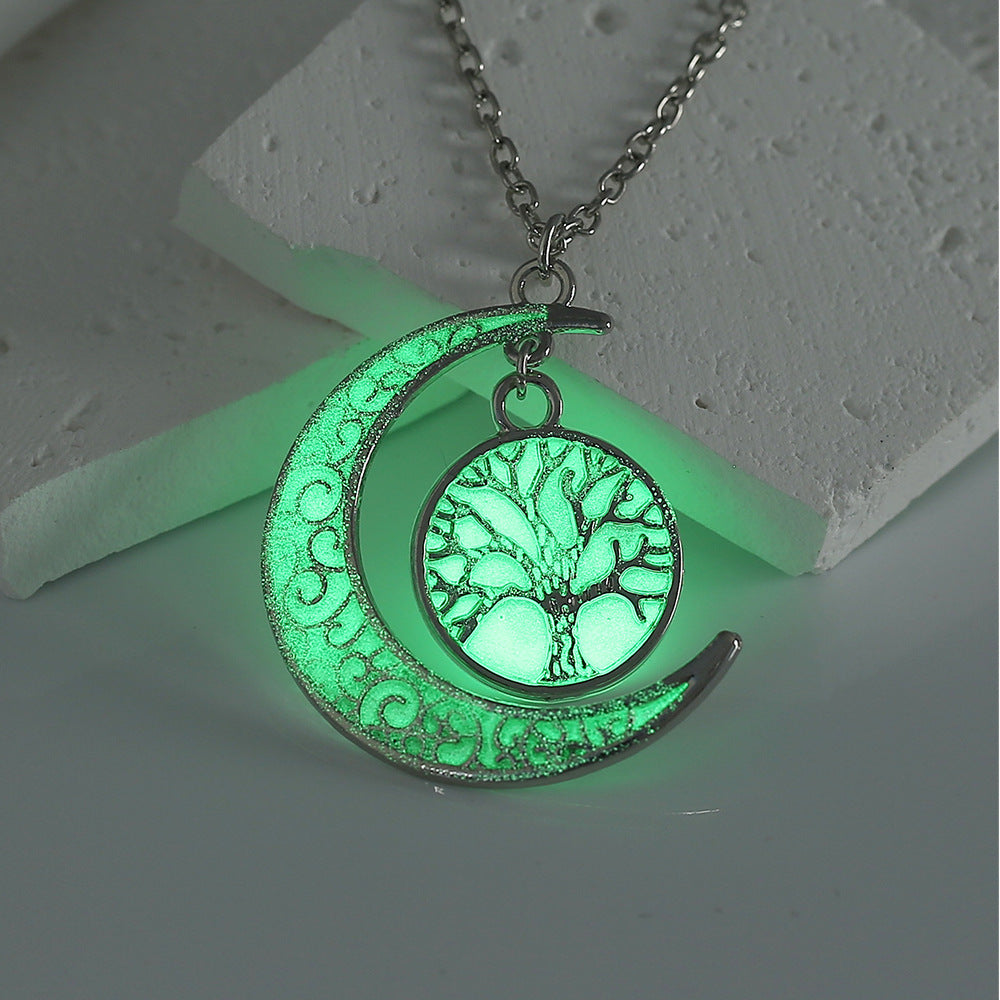 Best Seller In Europe And America Hollow Lucky Tree Moon Noctilucent Necklace Halloween Fluorescent Pendant Christmas Gift