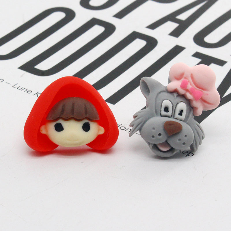 Cute Cartoon Character Resin Ear Studs 1 Pair