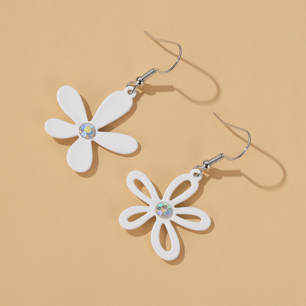 New Earrings About Asymmetric Hollow Flower Earrings Small Fresh Girl Feeling Five Petals Earrings Wholesale Gooddiy