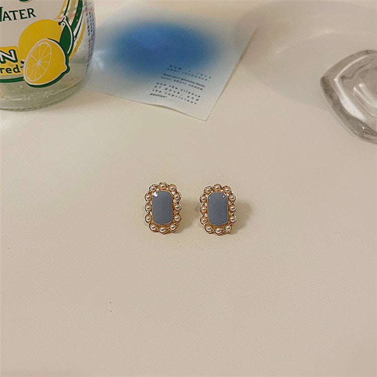 Vintage Style Geometric Alloy Enamel Artificial Pearls Ear Studs