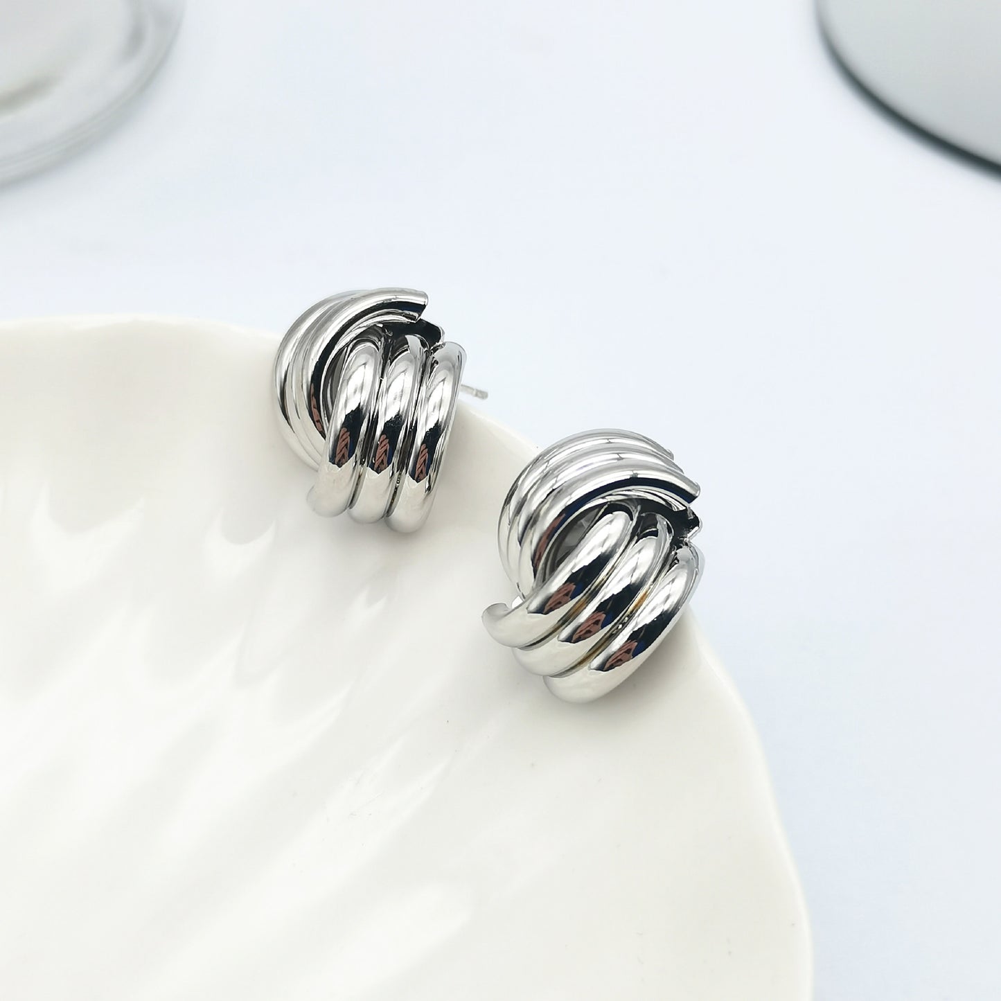 Simple Style Geometric Stripe Alloy Plating Earrings