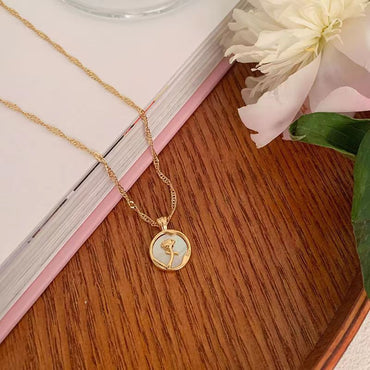 Sweet Flower Alloy Inlay Artificial Rhinestones Women's Necklace 1 Piece