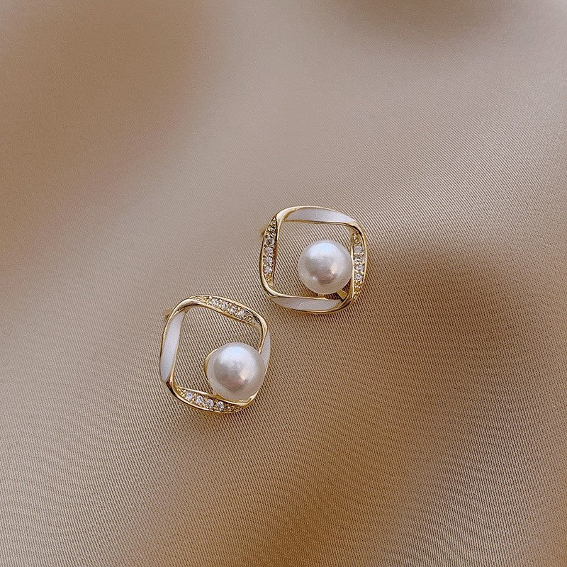 Lady Geometric Alloy Plating Artificial Pearls Women's Earrings 1 Pair