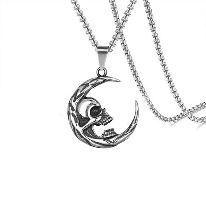 Retro Moon Stainless Steel Plating Pendant Necklace 1 Piece