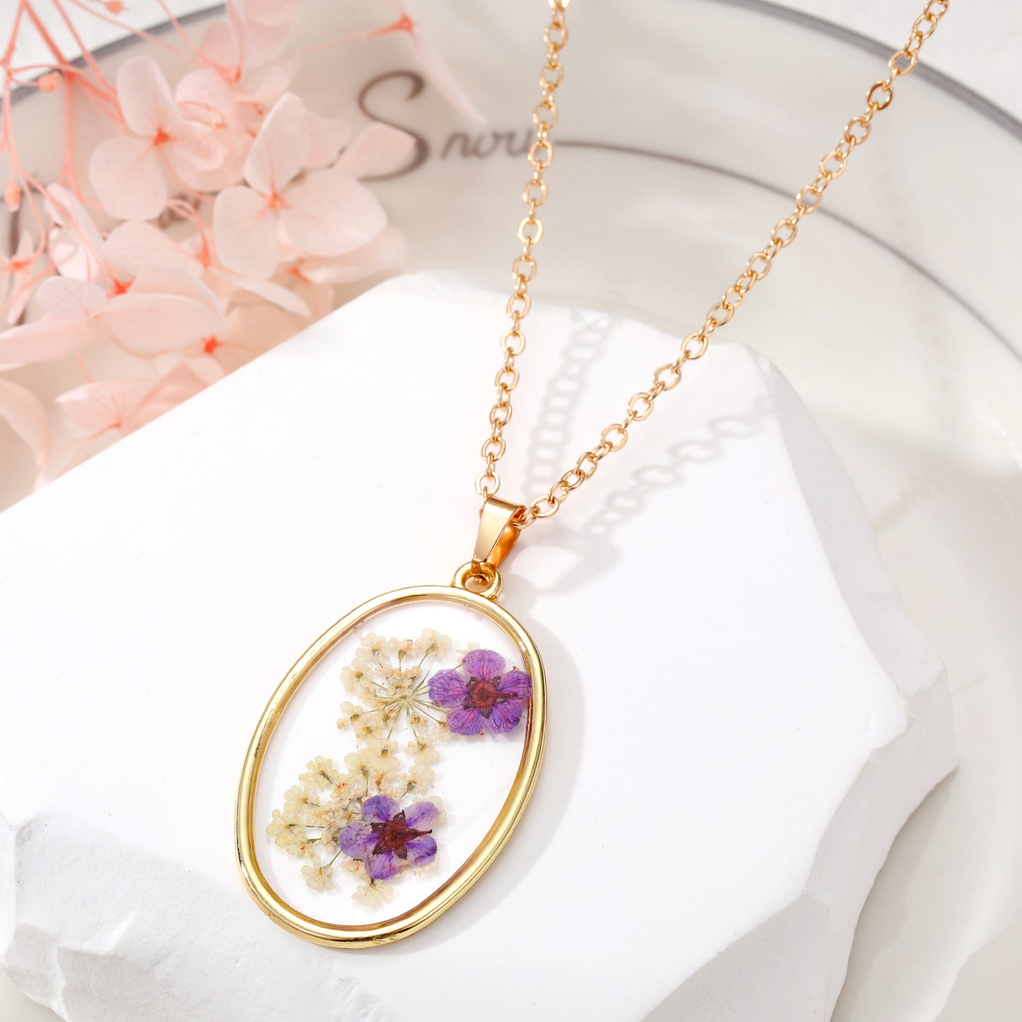 Casual Flower Alloy Resin Women'S Pendant Necklace 1 Piece