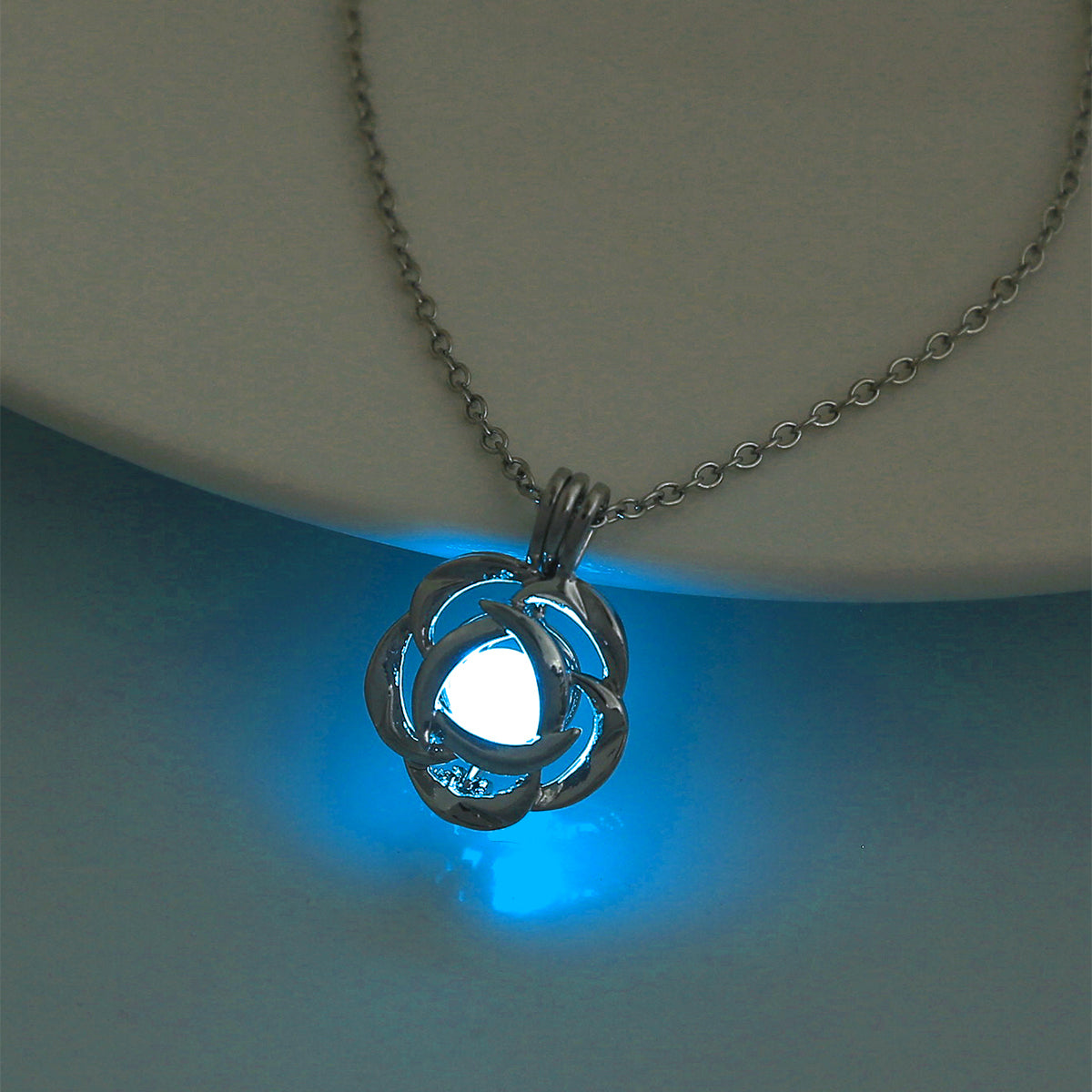 Shiny Geometric Moon Alloy Luminous Women's Men's Necklace 1 Piece