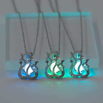 Fashion Animal Letter Heart Shape Alloy Luminous Hollow Out Alloy Women's Pendant Necklace 1 Piece