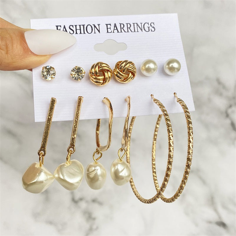 Fashion Heart Shape Butterfly Alloy Artificial Rhinestones Artificial Pearls Women's Earrings 1 Set