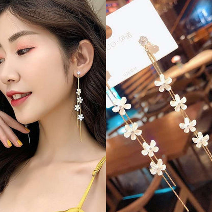 Fashion Tassel Alloy Inlay Artificial Diamond Women'S Drop Earrings 1 Pair