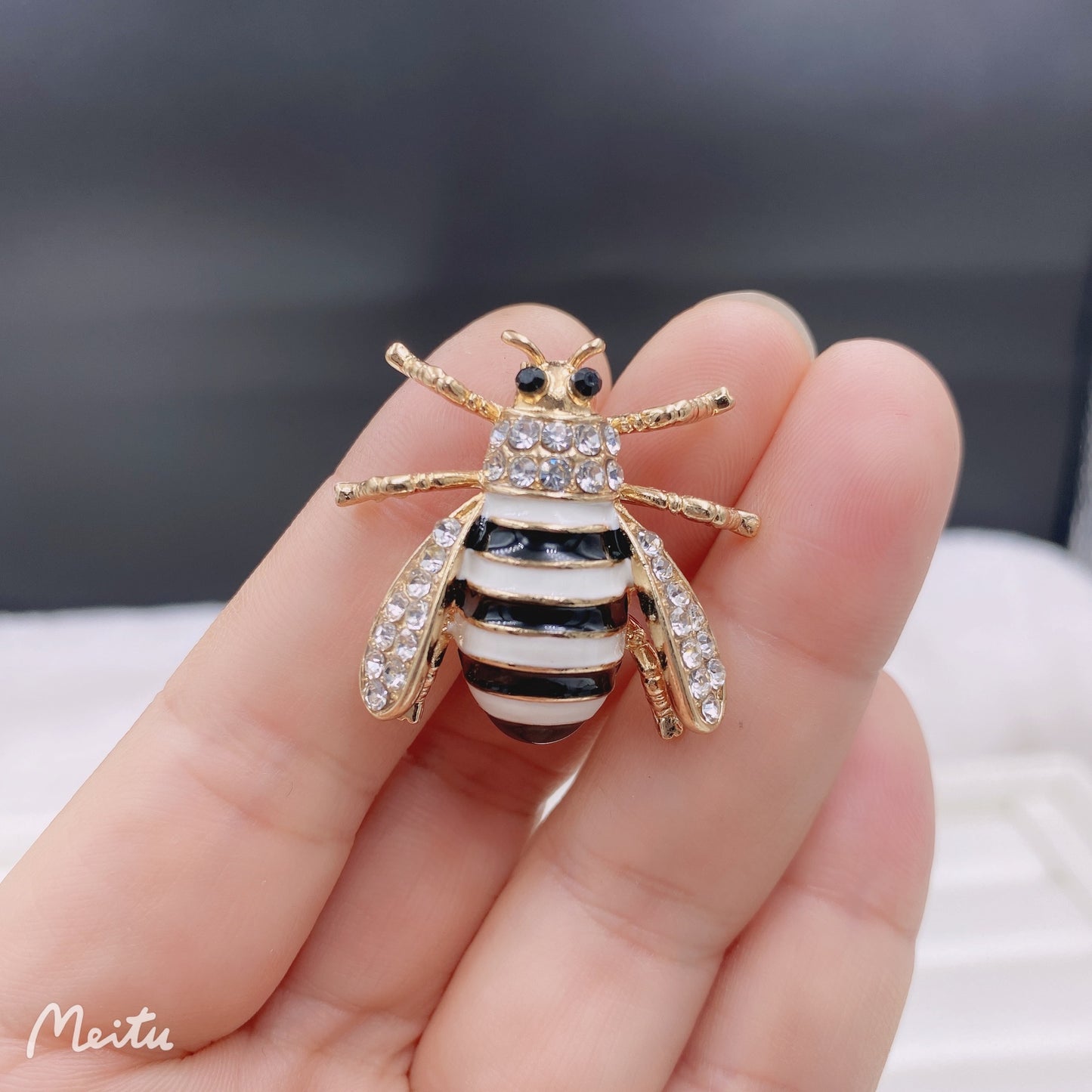 Cartoon Style Bee Imitation Pearl Alloy Rhinestone Enamel Unisex Brooches