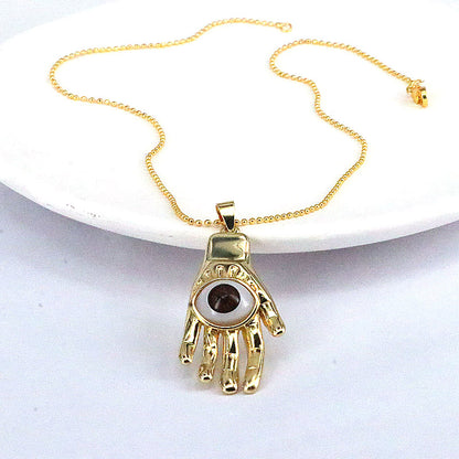 Hip-hop Palm Eye Copper Gold Plated Pendant Necklace 1 Piece
