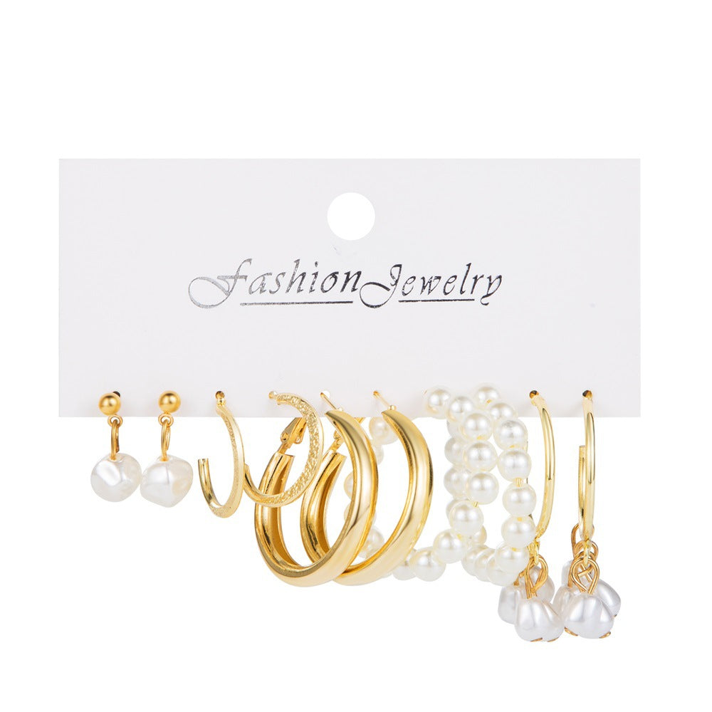 Retro Heart Shape Butterfly Arylic Imitation Pearl Alloy Women's Hoop Earrings 1 Set