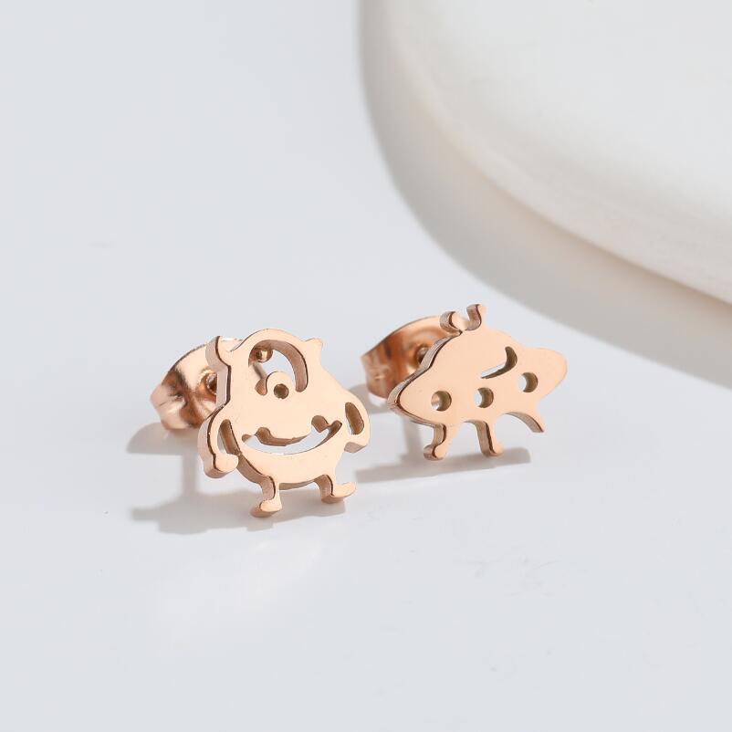 1 Pair Simple Style Animal Titanium Steel Ear Studs