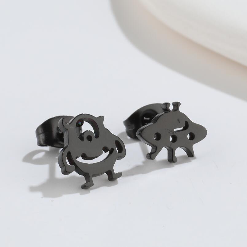 1 Pair Simple Style Animal Titanium Steel Ear Studs