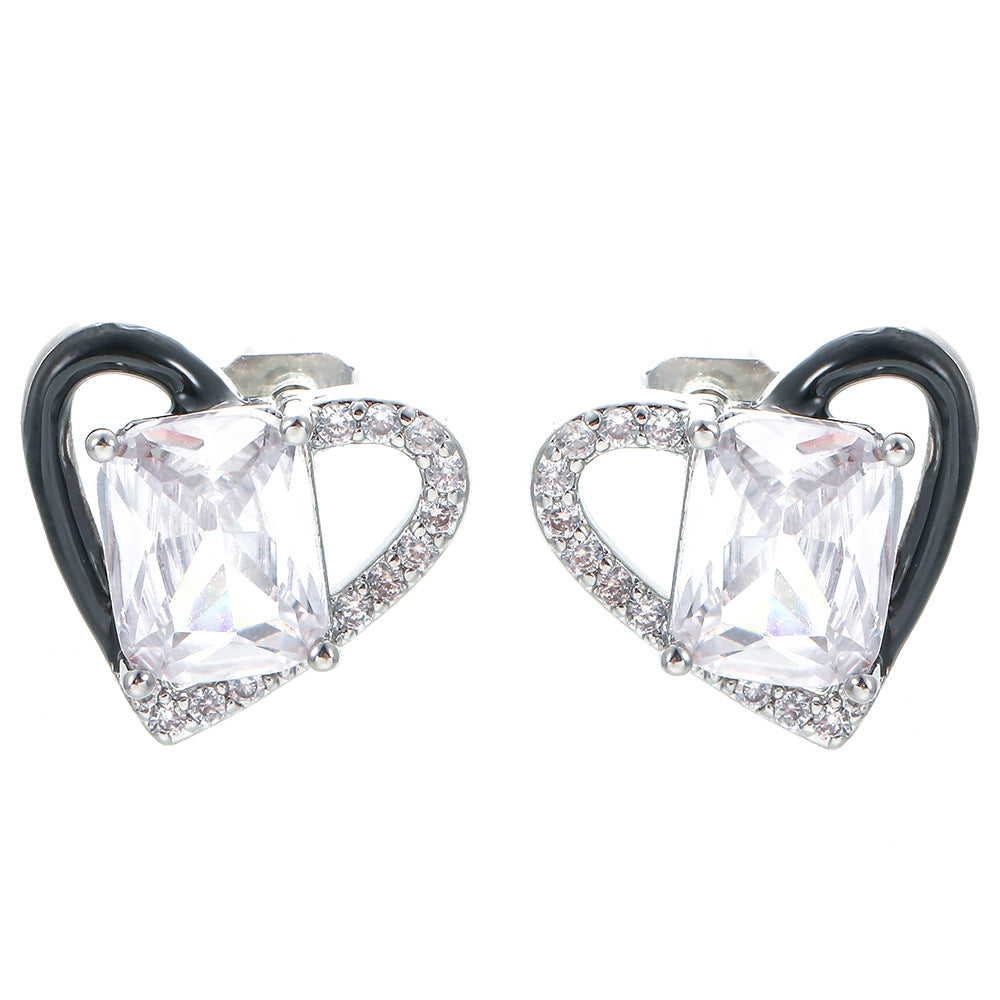 Fashion Heart Shape Copper Plating Zircon Ear Studs 1 Pair