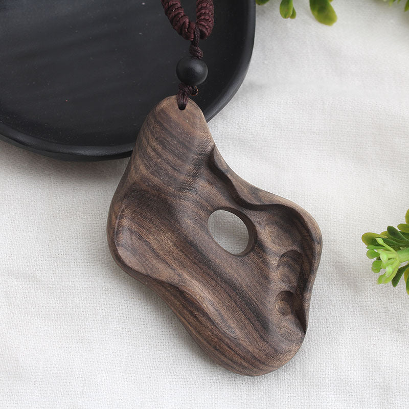 Simple Style Irregular Wood Handmade Women's Pendant Necklace 1 Piece