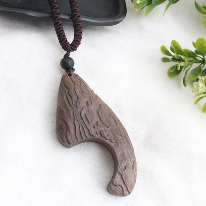 Simple Style Irregular Wood Handmade Women's Pendant Necklace 1 Piece