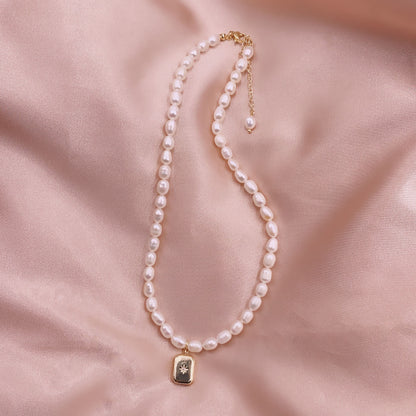 Simple Style Solid Color Pearl Necklace 1 Piece