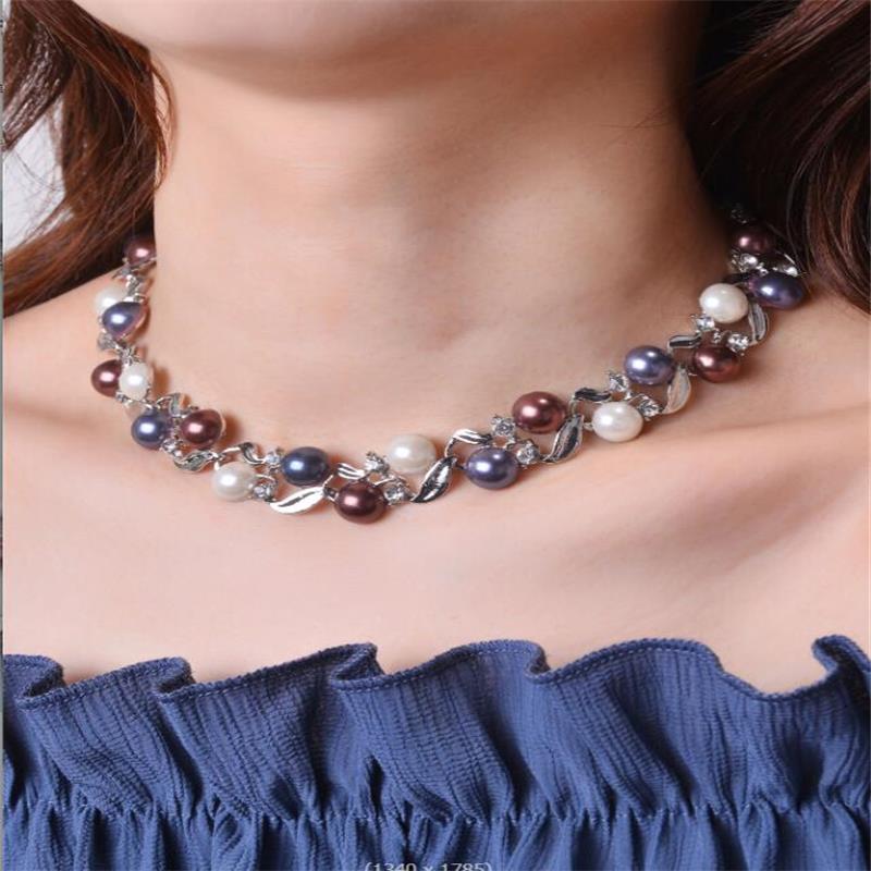 Fashion Geometric Alloy Inlay Artificial Pearls Rhinestones Women's Necklace 1 Set