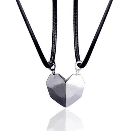 Fashion Heart Shape Alloy Plating Couple Pendant Necklace 2 Pieces