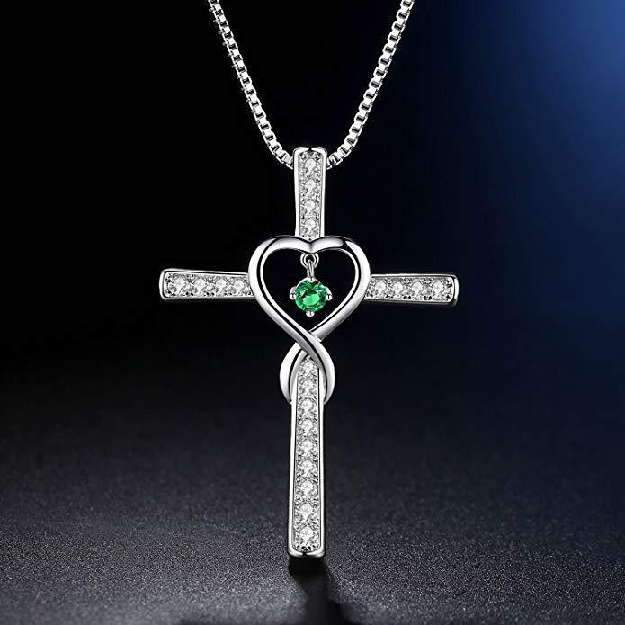 Retro Cross Heart Shape Alloy Inlay Rhinestones Women's Pendant Necklace 1 Piece