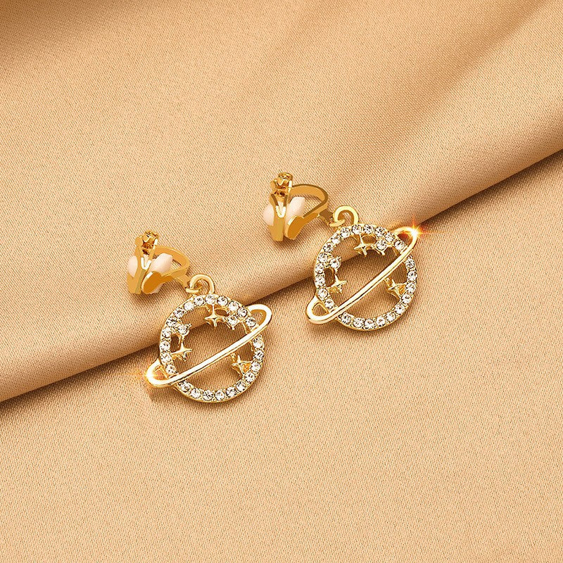 Retro Round Plaid Heart Shape Alloy Inlay Artificial Pearls Rhinestones Women's Ear Clips 1 Pair