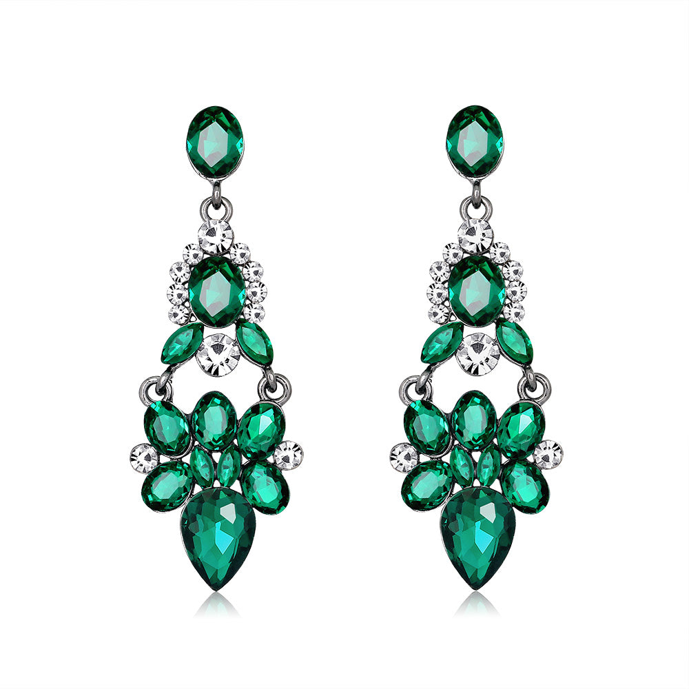 Fashion Solid Color Alloy Hollow Out Inlay Rhinestones Women's Drop Earrings 1 Pair