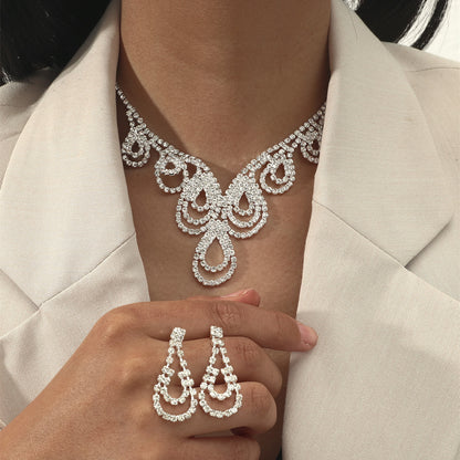 Women's Fashion Twisted Diamond Necklace And Earring Set