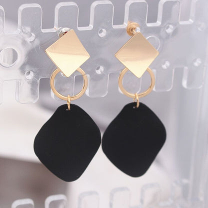 Retro Round Square Alloy Stoving Varnish Women's Drop Earrings 1 Pair