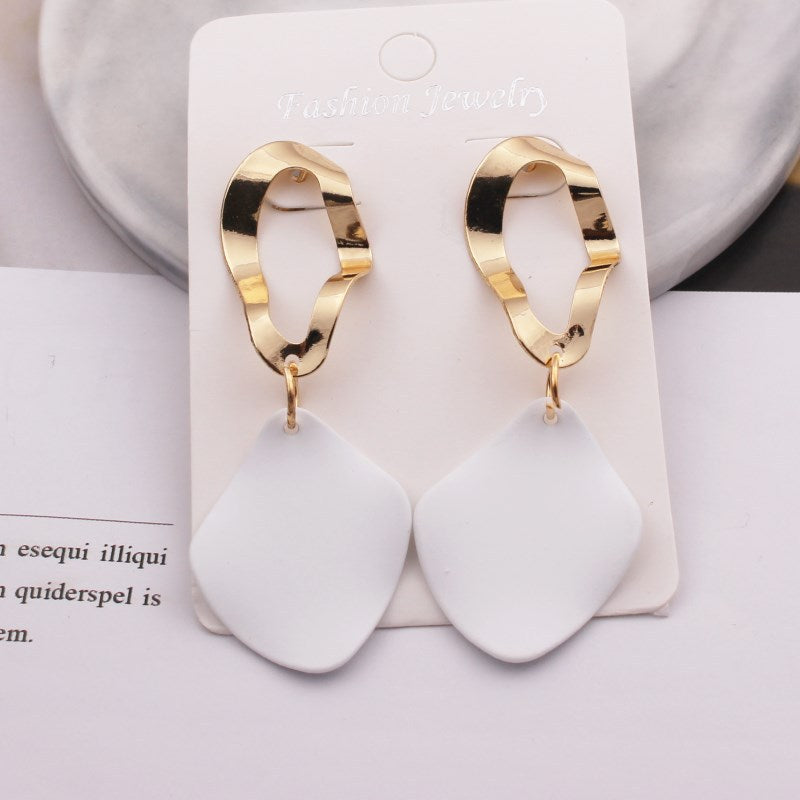 Retro Round Square Alloy Stoving Varnish Women's Drop Earrings 1 Pair