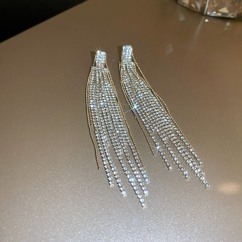 1 Pair Fashion Tassel Inlay Alloy Artificial Diamond Drop Earrings