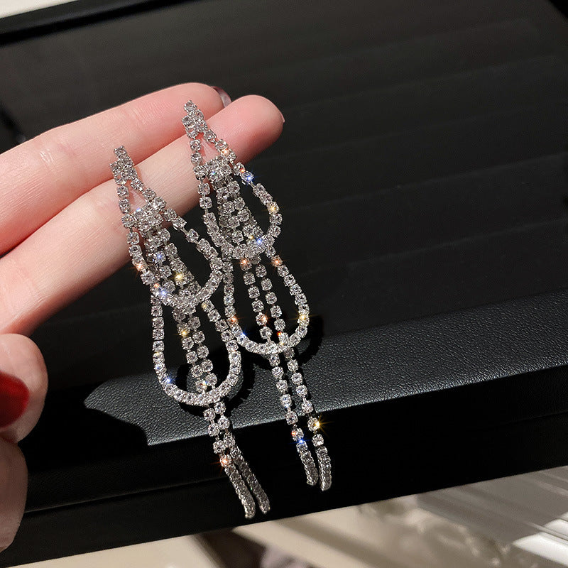 1 Pair Fashion Tassel Inlay Alloy Artificial Diamond Drop Earrings