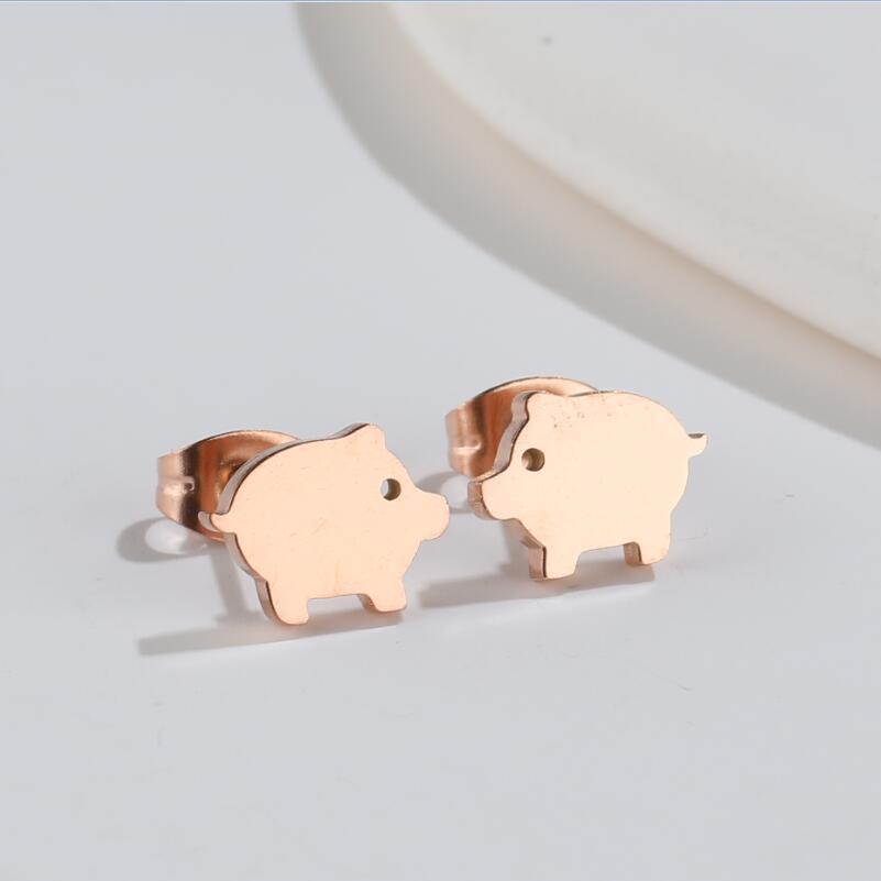 Fashion Animal Titanium Steel Ear Studs 1 Pair