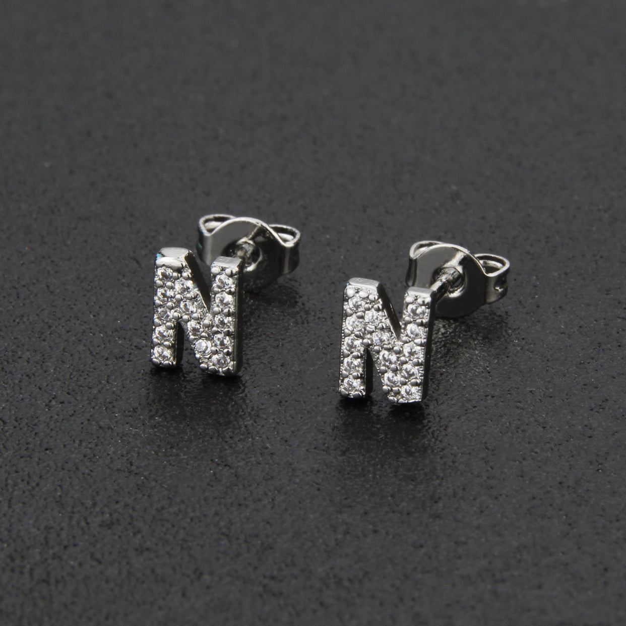 Fashion Letter Copper Inlay Zircon Ear Studs 1 Pair