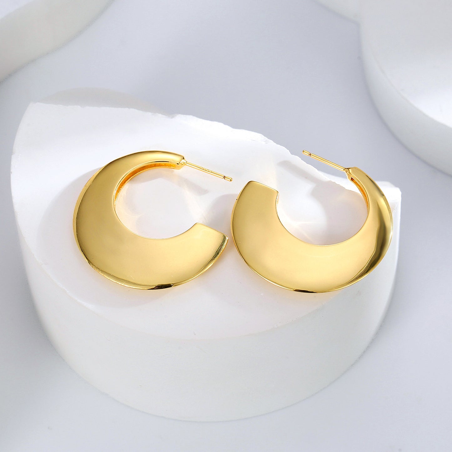 Fashion Round Copper Plating Earrings 1 Pair