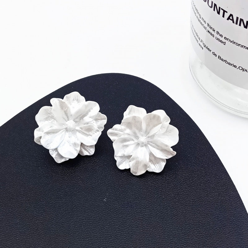 1 Pair Simple Style Flower Resin Women's Ear Studs