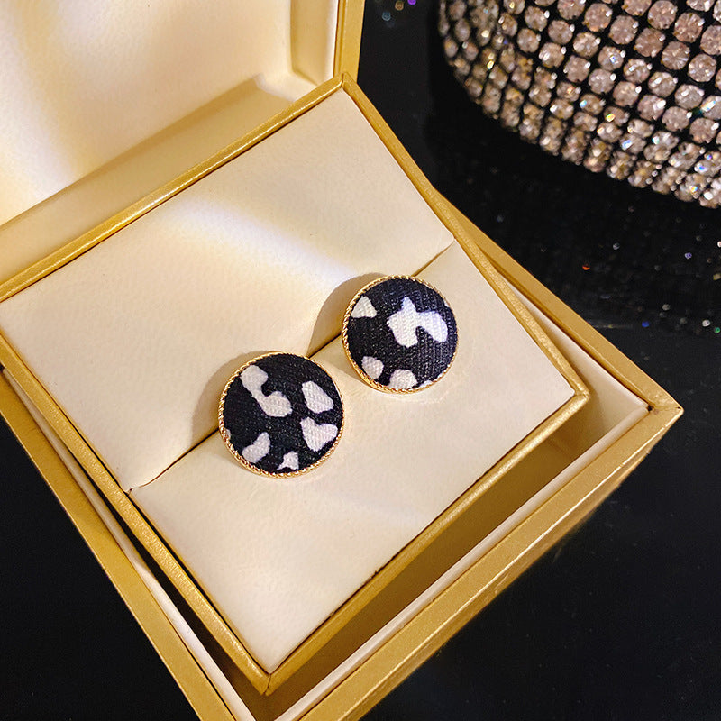 1 Pair Fashion Color Block Square Heart Shape Alloy Cloth Women's Earrings