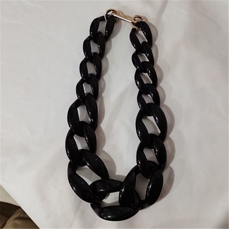 Casual Solid Color Resin Chain Women's Necklace