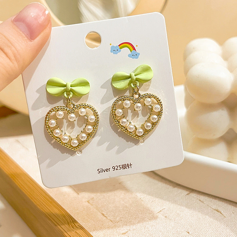 1 Pair Cute Bear Heart Shape Bow Knot Alloy Women's Earrings