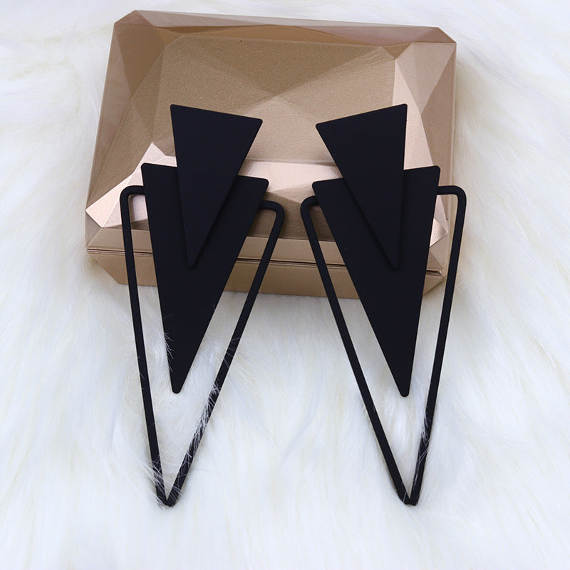 1 Pair Simple Style Triangle Metal Stoving Varnish Women's Drop Earrings