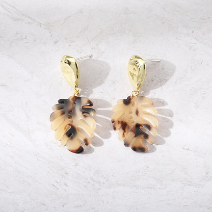 1 Pair Fashion Leaves Plastic Resin Gold Plated Women's Drop Earrings